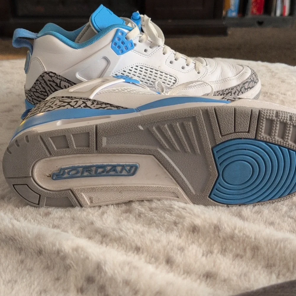 Nike Men’s 10.5 Spizike chapel hill